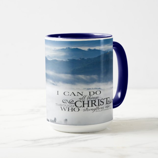 Caneca Philippians 4:13 Todas as coisas através da Bíblia (Frente Esquerda)