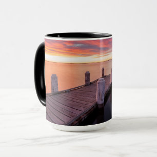 Caneca Pier no lago Illawarra