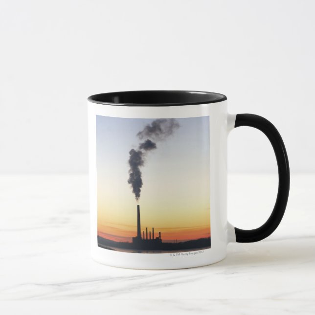 Caneca Pilha de fumo do central eléctrica (Direita)