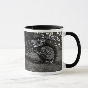 Caneca Pilotagem de Moto Off-Road (Preto e Branco)