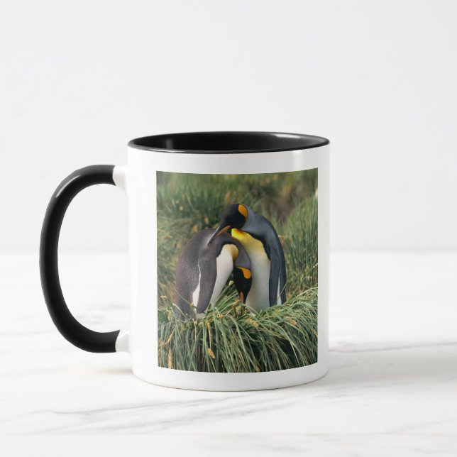 Caneca Pinguins de rei que nuzzling (Esquerda)