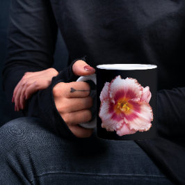 Caneca Pink Daylily Bloom no Floral Negro