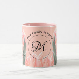Caneca Pintura de Tulipas Monogramas Peach da Família Ele