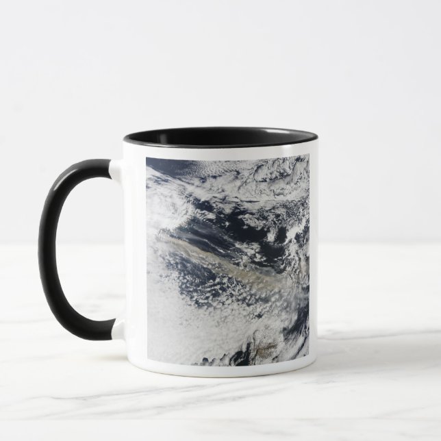 Caneca Pluma de cinzas do vulcão Eyjafjallajokull (Esquerda)