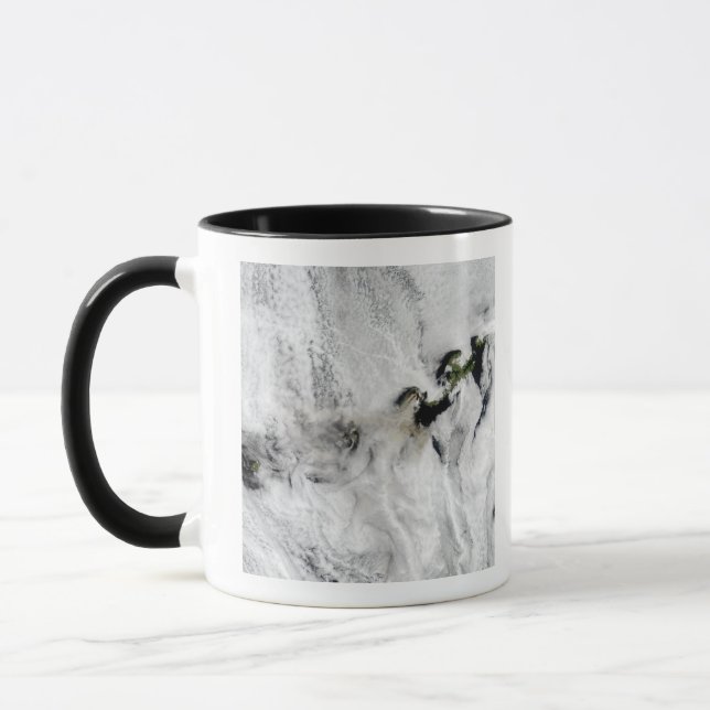 Caneca Pluma do vulcão Okmok, Ilhas Aleutas 2 (Esquerda)