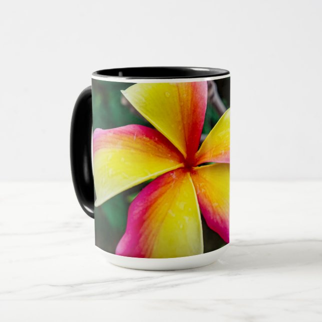 Caneca Plumeria rubra (Frente Esquerda)