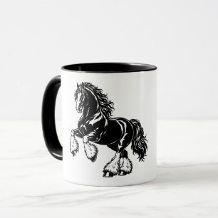 Caneca Poderosa Ilustração de Cavalo Shire Preto e Branco