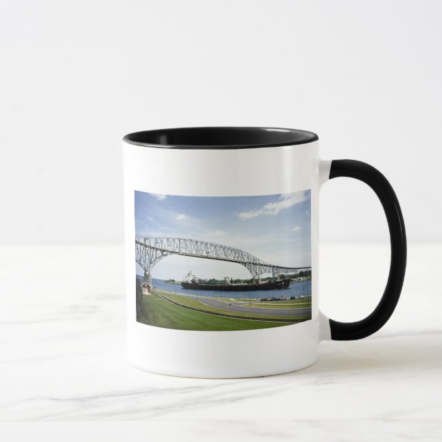 Caneca Ponte de Bluewater antes de havia dois (Direita)