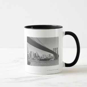 Caneca Ponte de Brooklyn e skyline New York de Manhattan