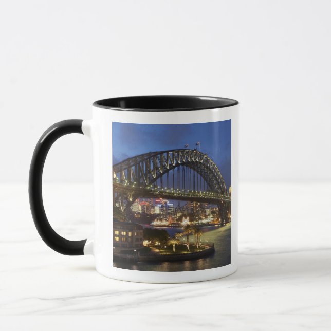 Caneca Ponte Sydney Harbor e Hotel Park Hyatt Sydney (Esquerda)