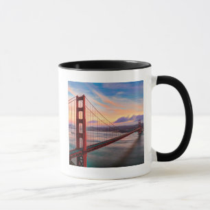 Caneca Por do sol bonito do inverno em golden gate bridge