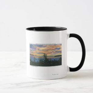 Caneca Por do sol sobre o lago, Adirondack Mts dentro