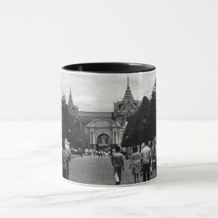 Caneca Portão do palácio real turístico vintage Tailândia