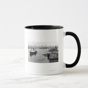 Caneca Portland, OU cais da madeira serrada da vista e