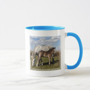 Caneca Potro de cavalo Camargue com mãe
