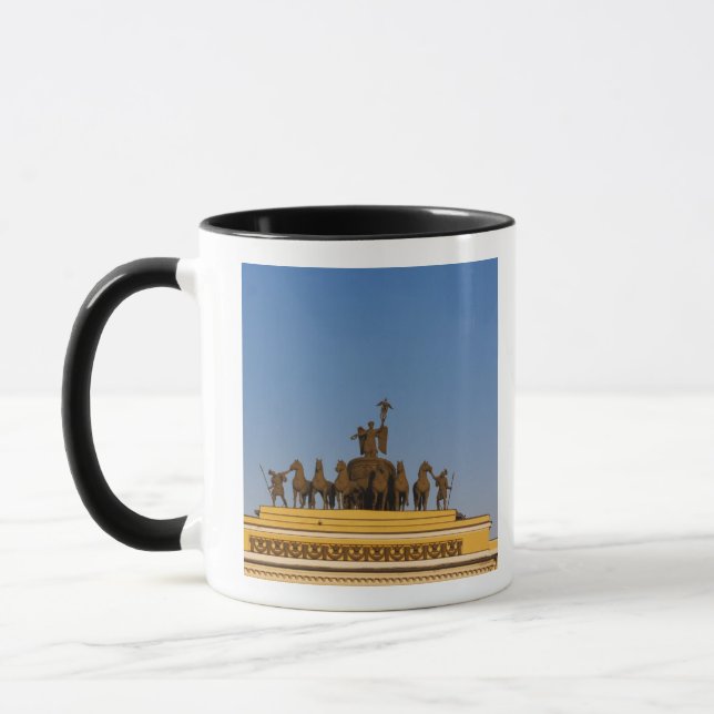 Caneca Praça Dvortsovaya, Arco Triunfal, pôr do sol (Esquerda)