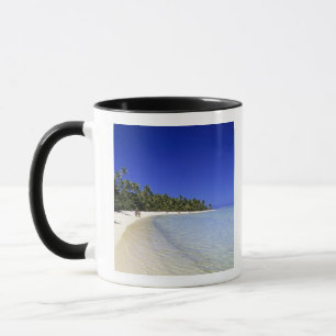 Caneca Praia ladeada por palmeiras Ilhas Cook 8