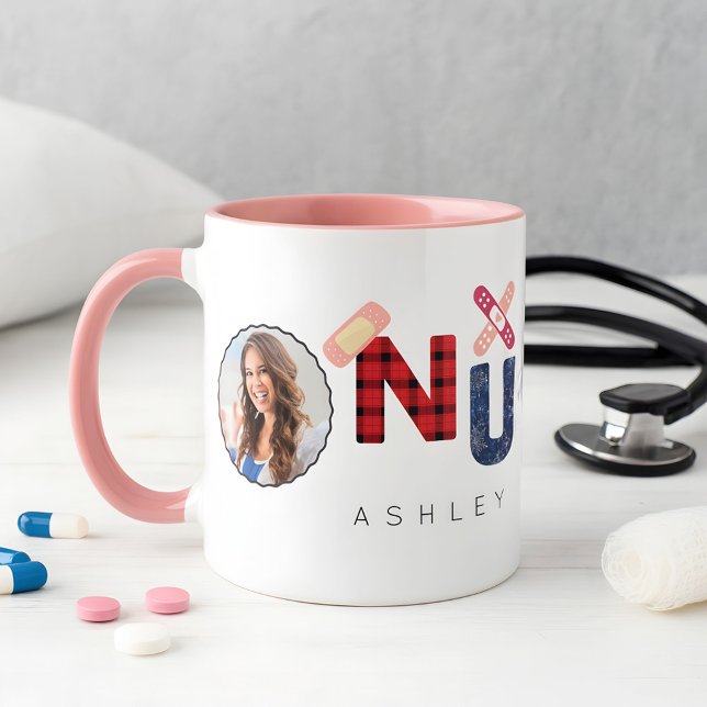 Caneca Presente de Natal Personalizado para Enfermeira Fo (Happy Nurse Day. )