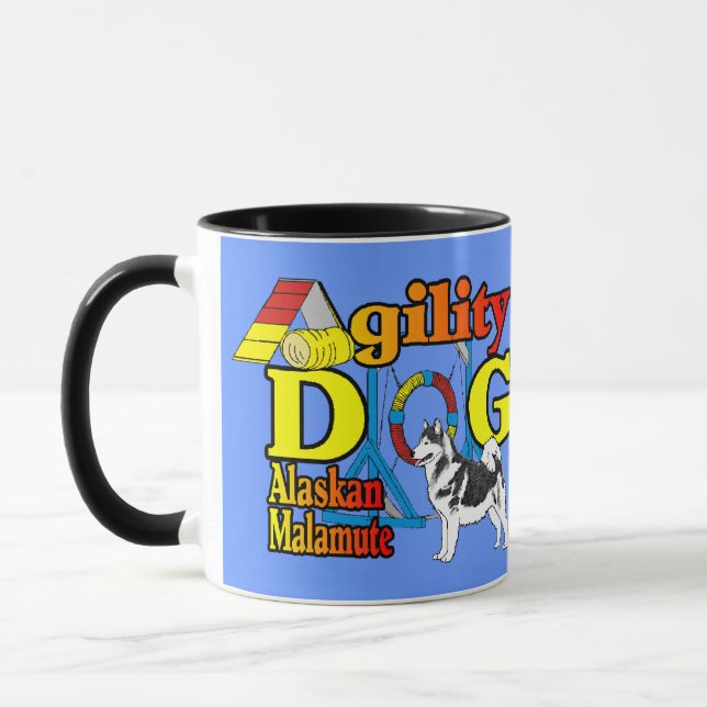 Caneca Presentes de agilidade no Alaska Malamute (Esquerda)
