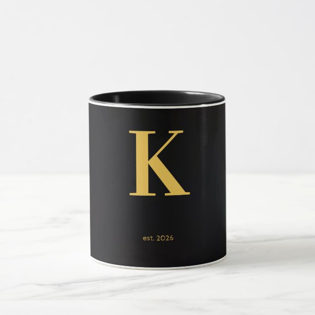 Caneca Preta com Letra Dourada | Caneca de Monogra (Centro)