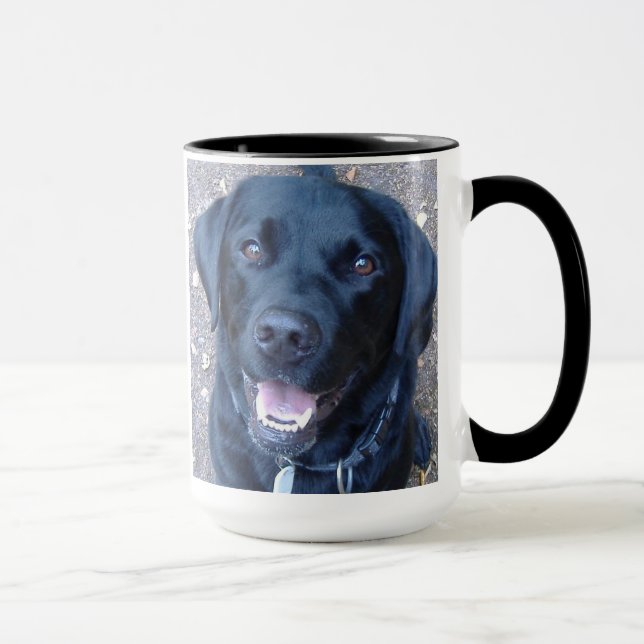 Caneca preta de Labrador (Direita)
