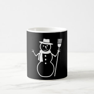 Caneca preto e branco da vassoura do chapéu do