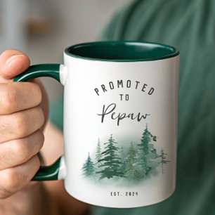 Caneca Promovido Para O Ano Povoado No Leste.