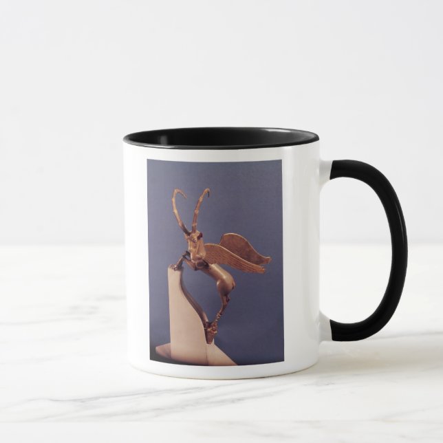 Caneca Punho do vaso sob a forma de um íbex voado (Direita)