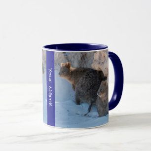 Caneca Quokkas Fofinhos e Felizes Personalizados na Praia