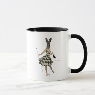 Caneca Rabbit em vestido branco preto
