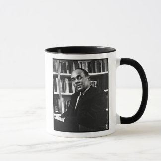 Caneca Ralph Ellison, autor do homem invisível