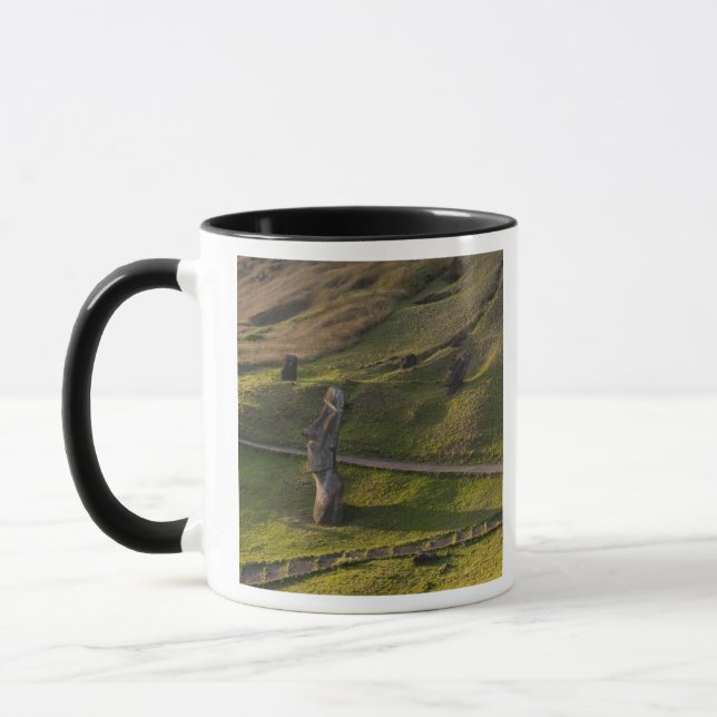 Caneca Rano Raraku, Rapa Nui, Ilha de Páscoa, Chile (Esquerda)