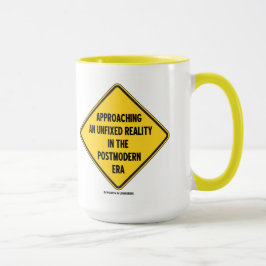 Caneca Realidade Unfixed de aproximação no sinal