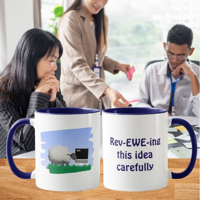 Caneca Reexaminando essa ideia cuidadosamente (Criador carregado)