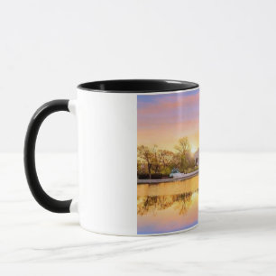 Caneca Reflexo do pôr do sol no edifício do Capitólio dos