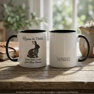 Caneca Resgate de Coelho Floral Preto Compassivo