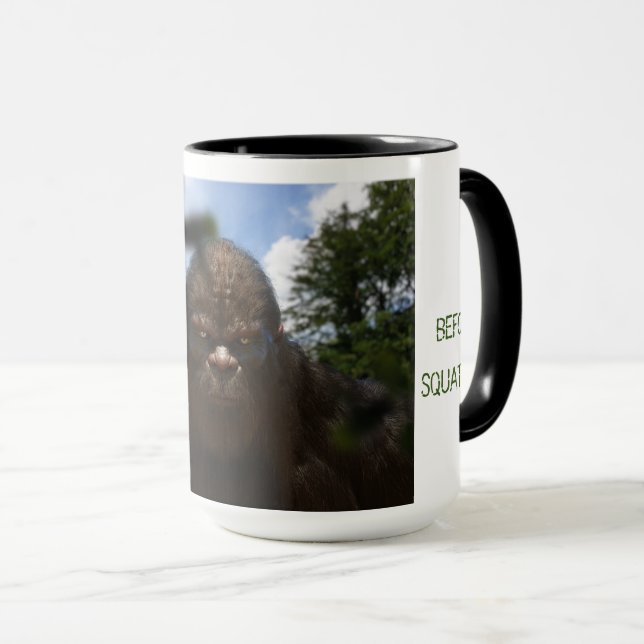 CANECA RETRATO DE SASQUATCH DE PÉ GRANDE (Frente Esquerda)