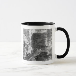 Caneca Rocha do sinal perto da fotografia da trilha de