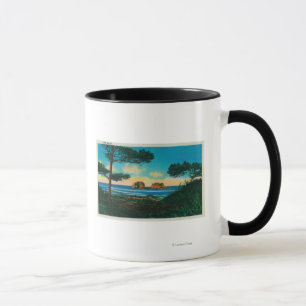 Caneca Rochas Gêmeas na Costa do Oregon