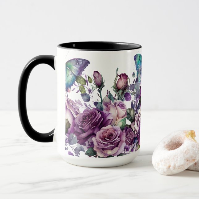 Caneca Rosas e borboletas, de cor roxa (Com Donut)
