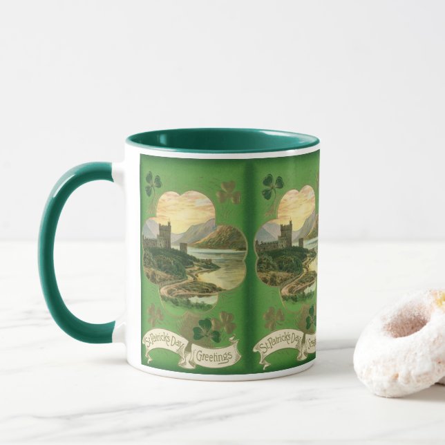 Caneca Ruas Vintage. Patricks Day Saudações Shamrock Cast (Com Donut)