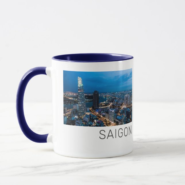 Caneca Saigon (Ho Chi Minh City) HCMC Vietname Feriado (Esquerda)