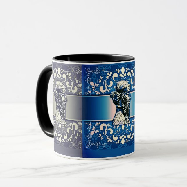 Caneca Sargon II Mug (Frente Esquerda)