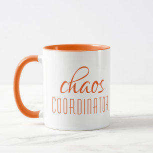 Caneca Script Laranja Moderno do Coordenador do Caos