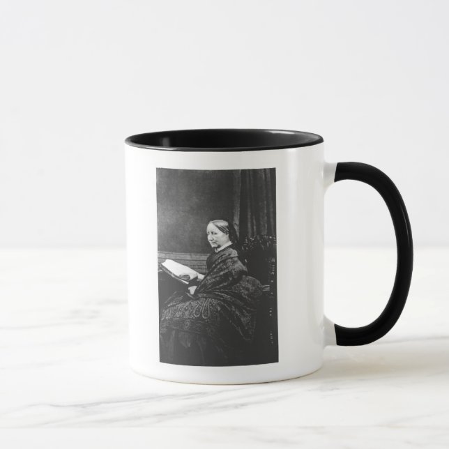 Caneca Século XIX de Elizabeth Cleghorn Gaskell (Direita)