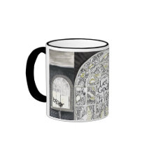 Caneca segurada preta quebrada mas não quebrada