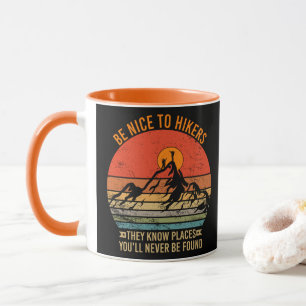 Caneca Seja Legal com os Caminhantes Eles Conhecem Lugare