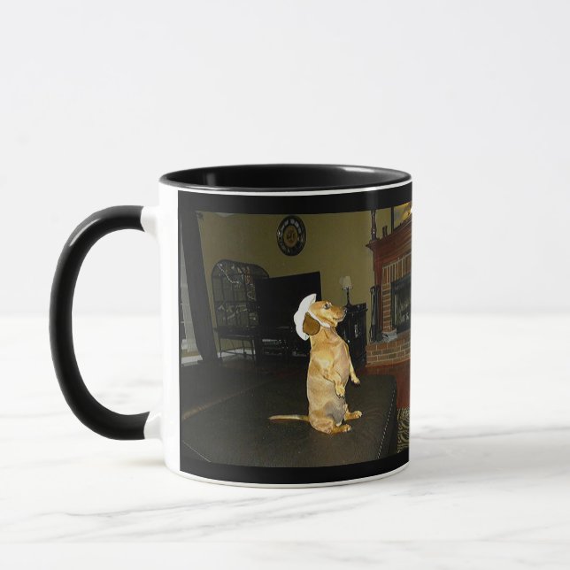 Caneca Sentado Bonito ou assistindo TV Dachshund (Esquerda)
