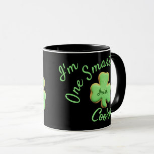 Caneca Shamrock verde irlandês, um biscoito inteligente