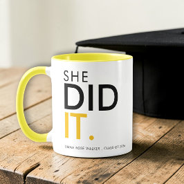 Caneca She Did It Black Yellow Graduation Gift